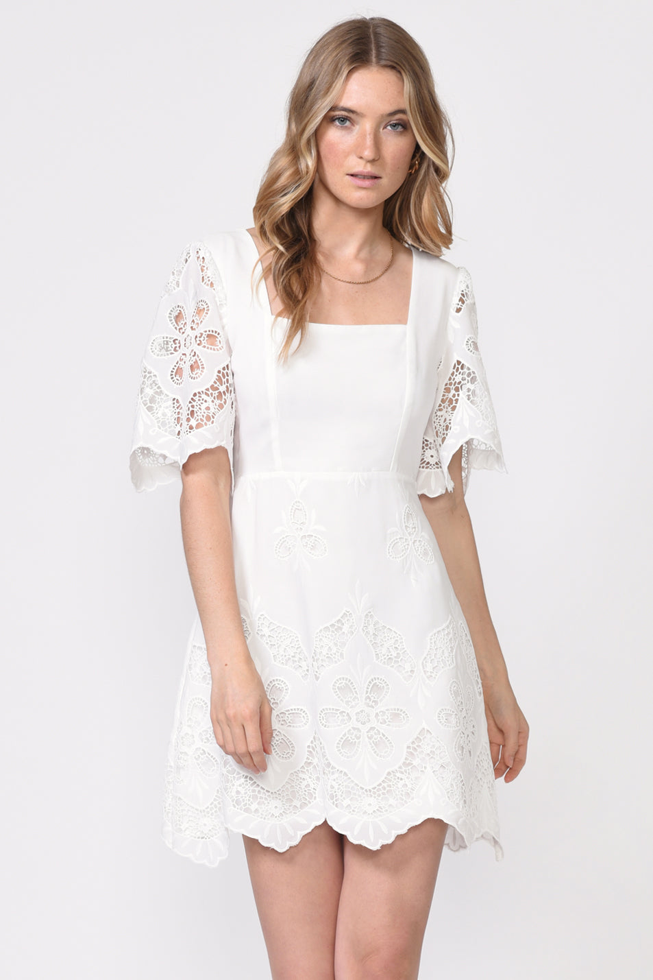 BONVI SCALLOPED EMBROIDERED DRESS - WHITE