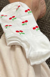 WHITE CHERRY NO SHOW ANKLE SOCK