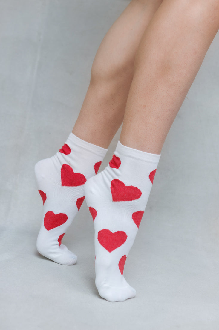 LARGE HEART SOCKS (VARIOUS COLOURS)