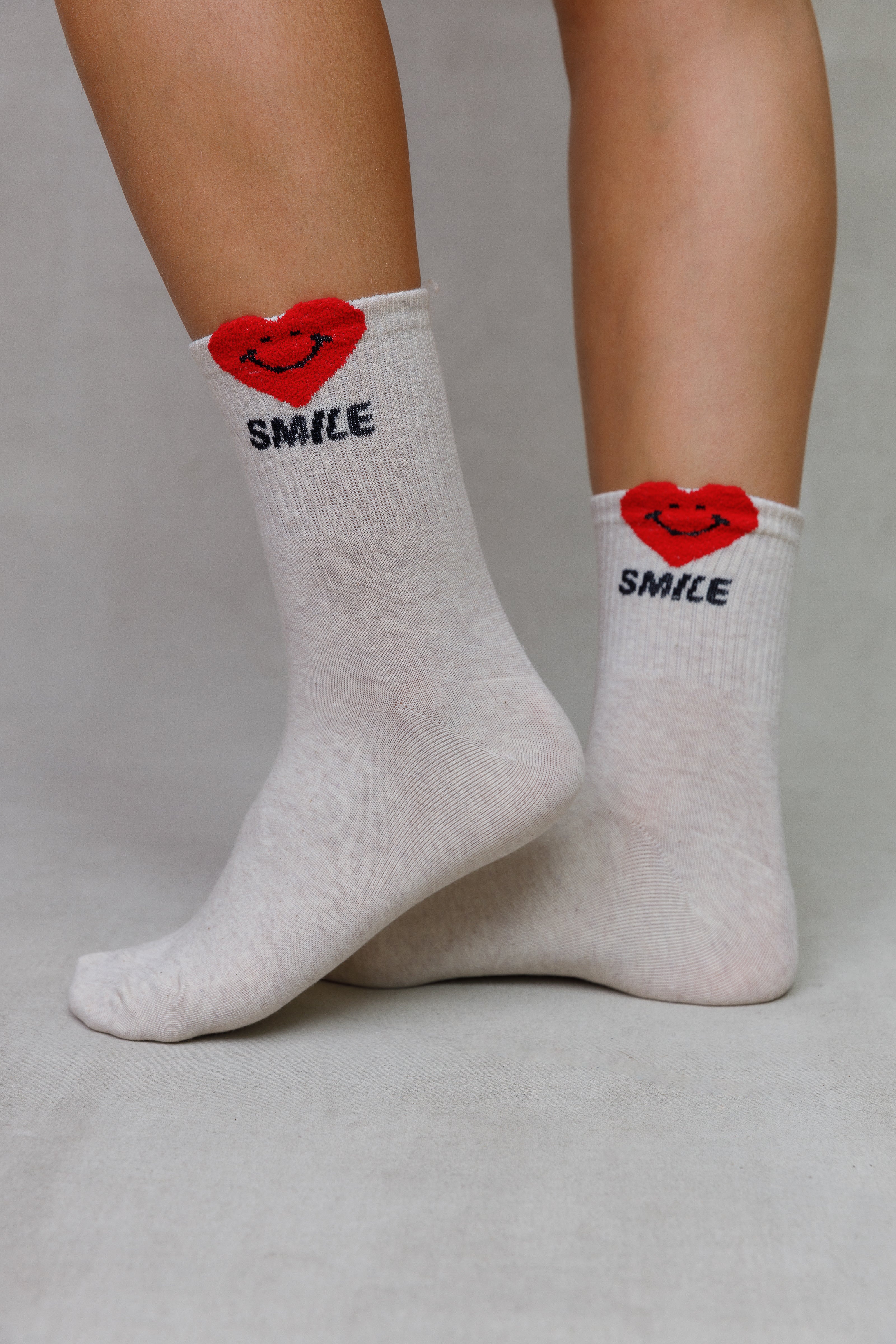 SMILE HEART SOCKS (VARIOUS COLOURS)