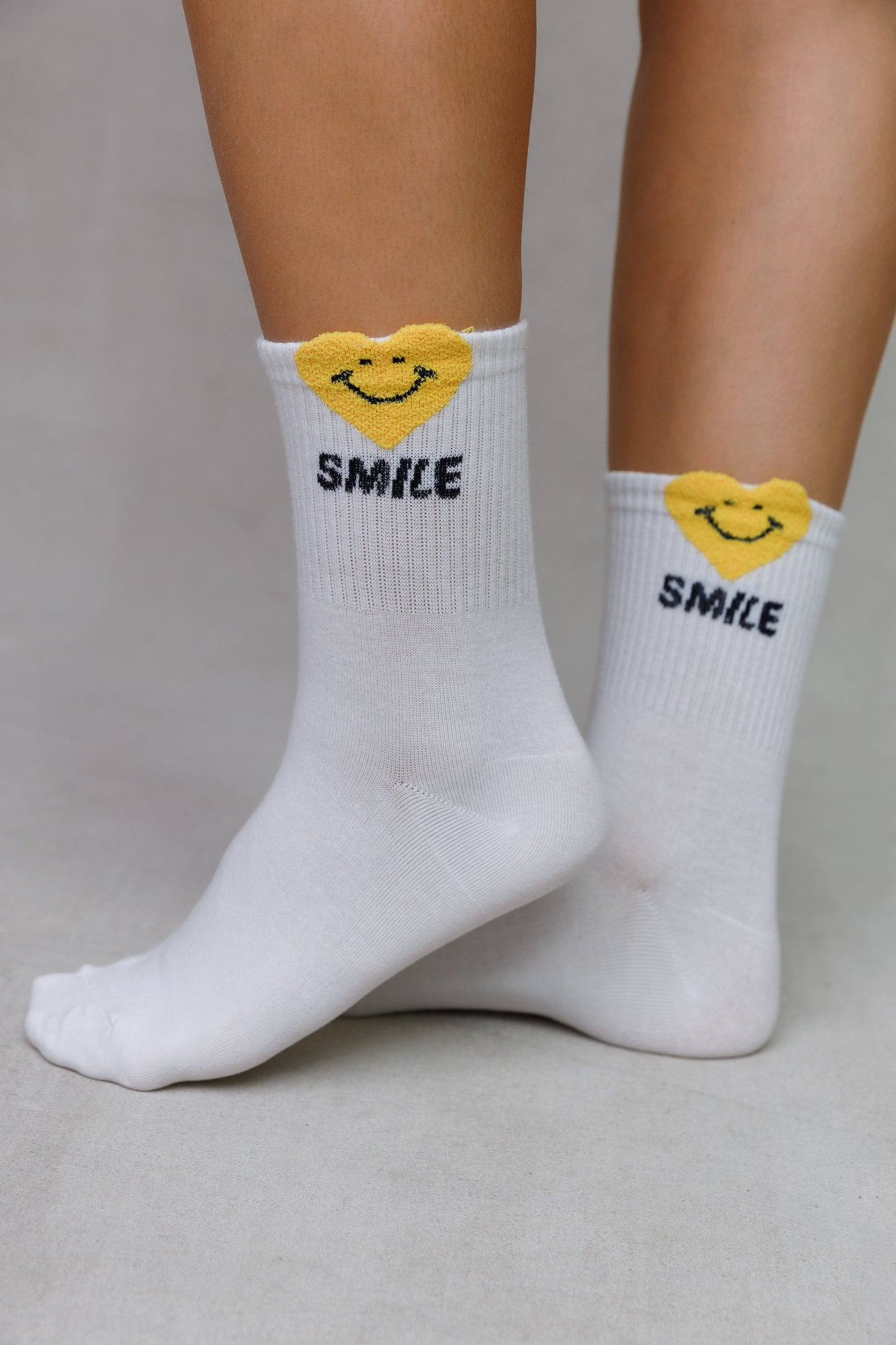 SMILE HEART SOCKS (VARIOUS COLOURS)