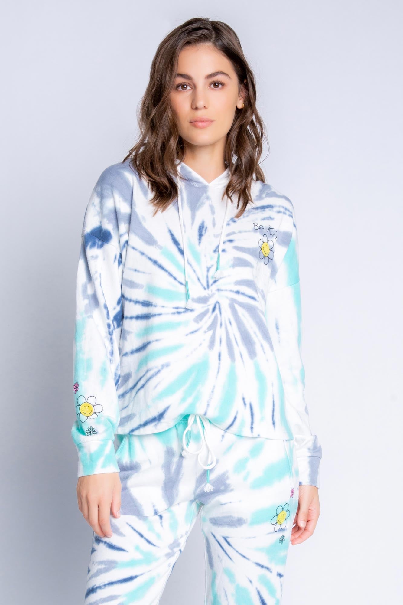 DAYDREAM DOODLES TIE DYE LOUNGE SET