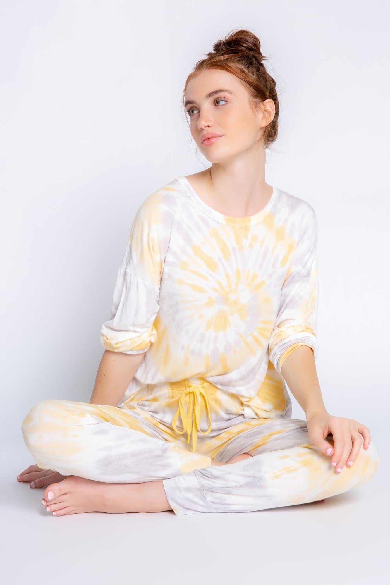 SUNBURST TIE DYE LOUNGE SET