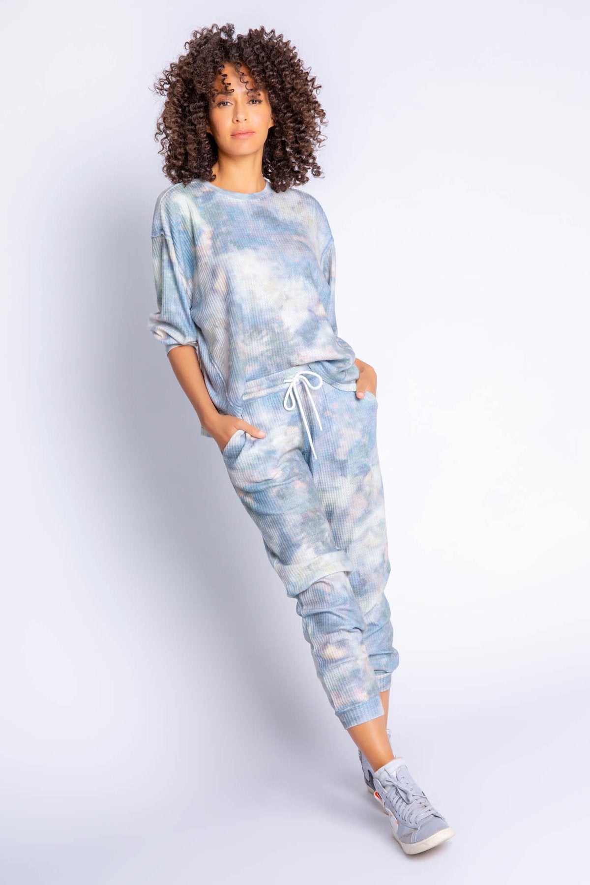 CLOUDY DAYS TIE DYE LOUNGE SET