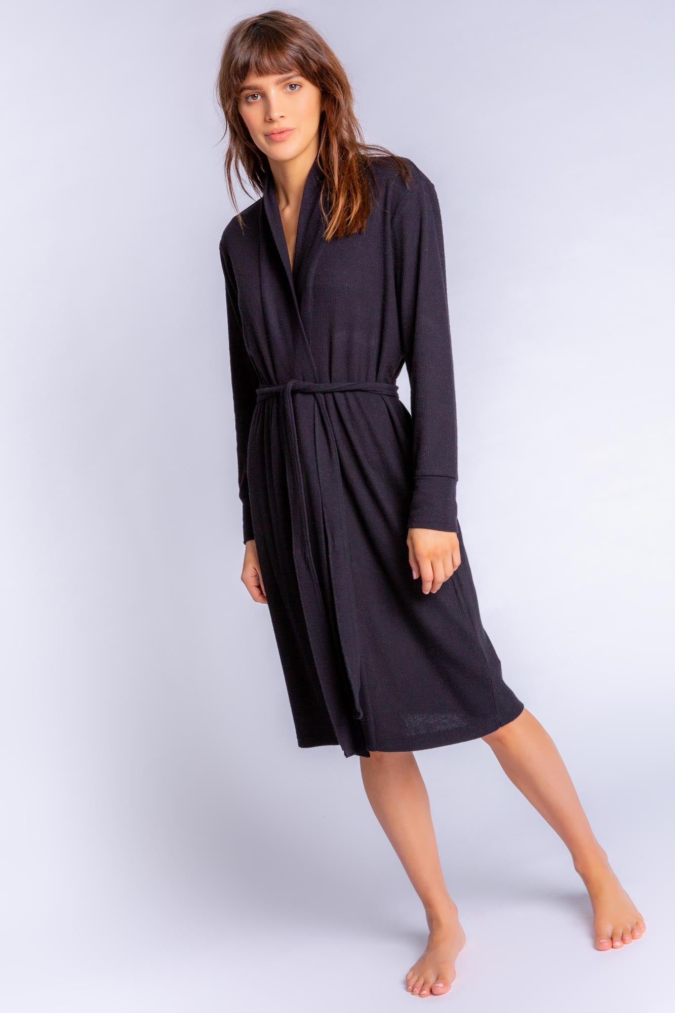 TEXTURED ESSENTIALS ROBE - BLACK