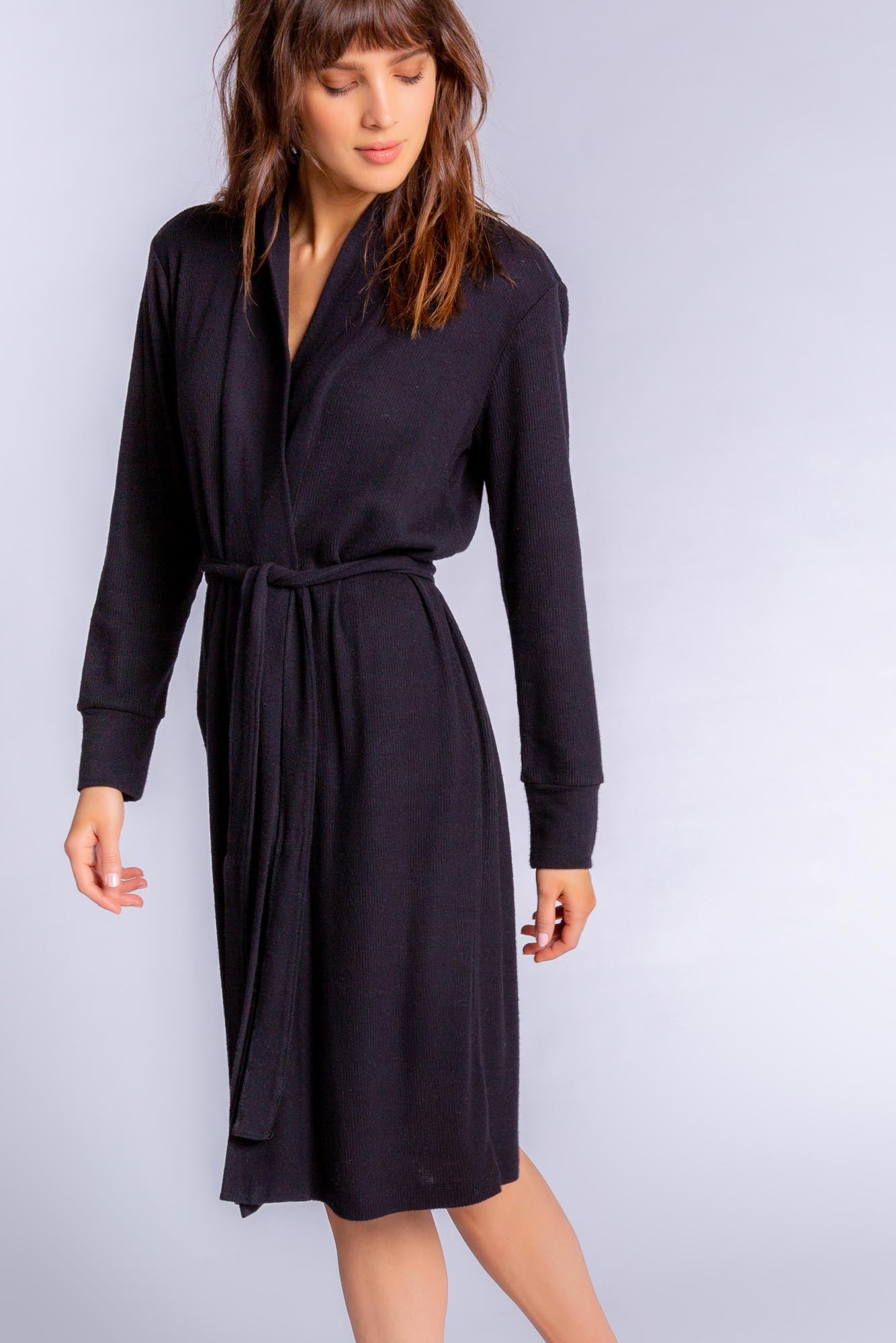 TEXTURED ESSENTIALS ROBE - BLACK