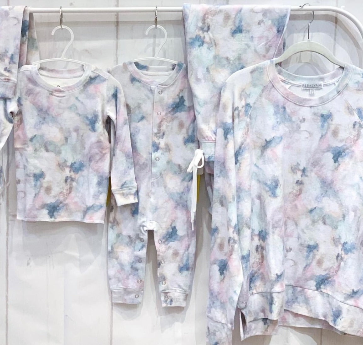 MARBLE VIBES TIE DYE LOUNGE SET